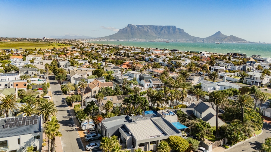 13 Bedroom Property for Sale in Sunset Beach Western Cape